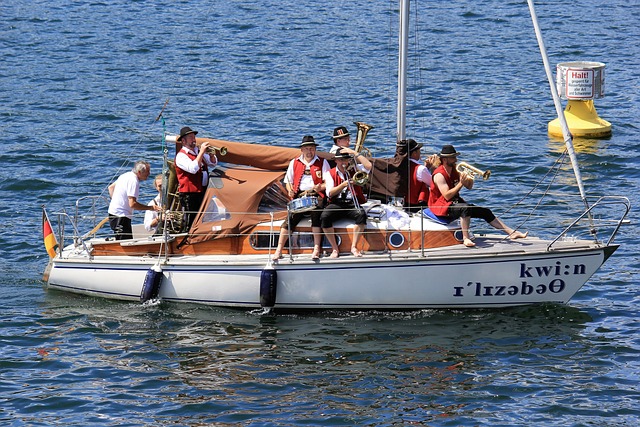 全然不同的 全然不同的